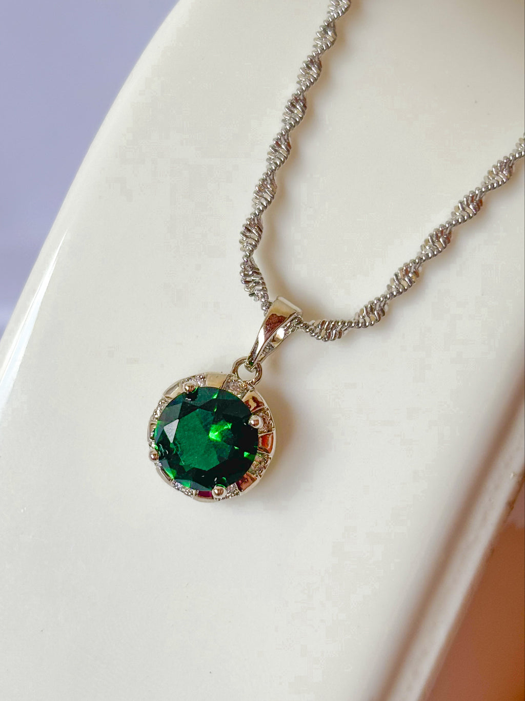 Collar Aura