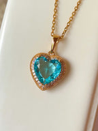 Collar Corazón Divino