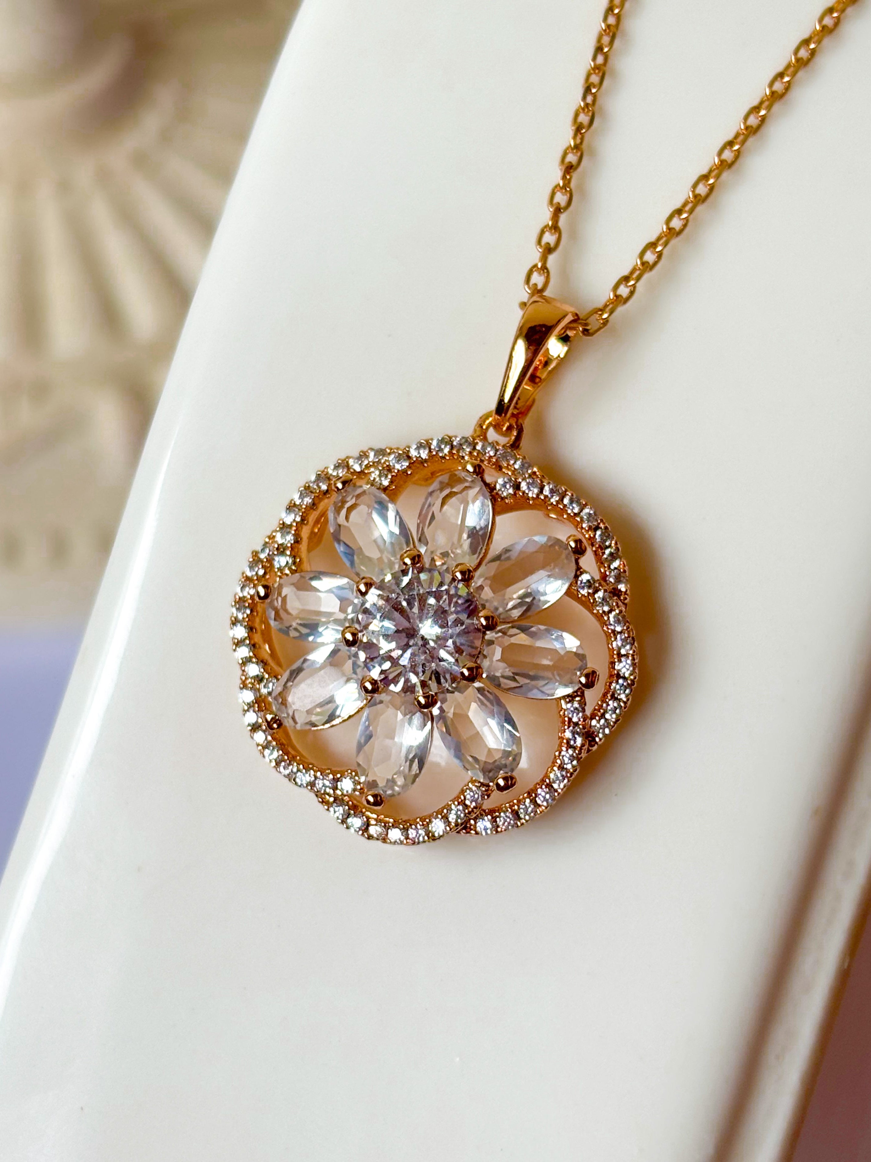 Collar Flor Divina