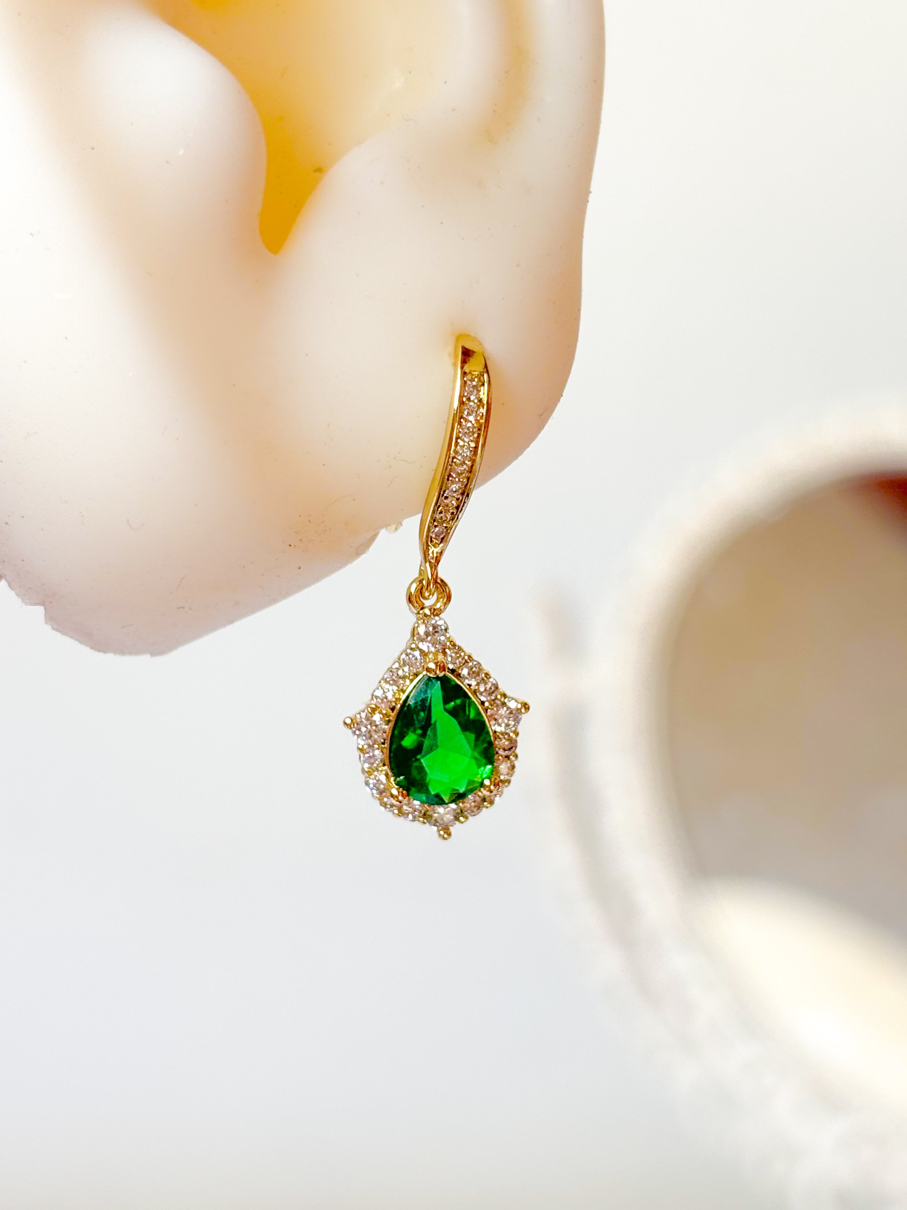 Pendientes Reina
