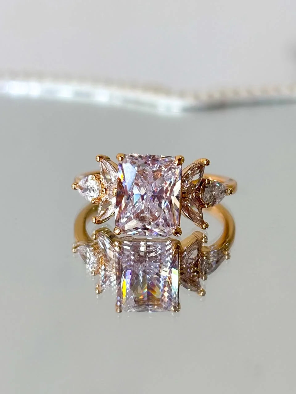 Anillo Selene