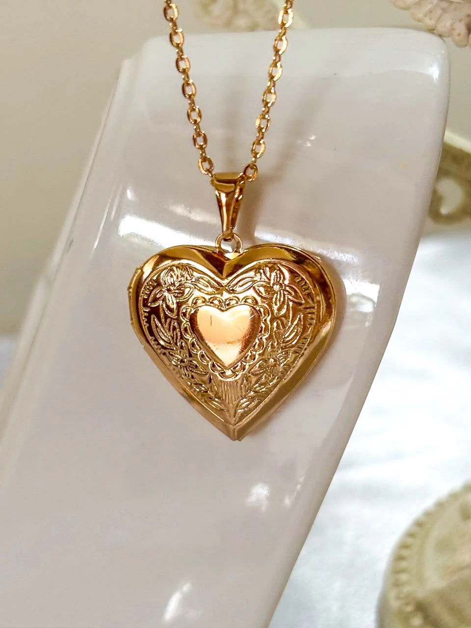 Collar Relicario de Amor